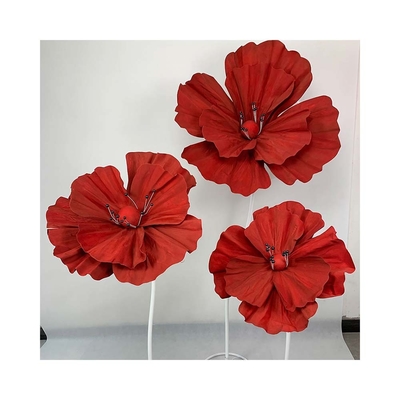 Elegantes Hochzeitsblumenläufer aus riesigem Schaum-Peonien mit elektroplattiertem Eisen und modernem Fit-Stil
